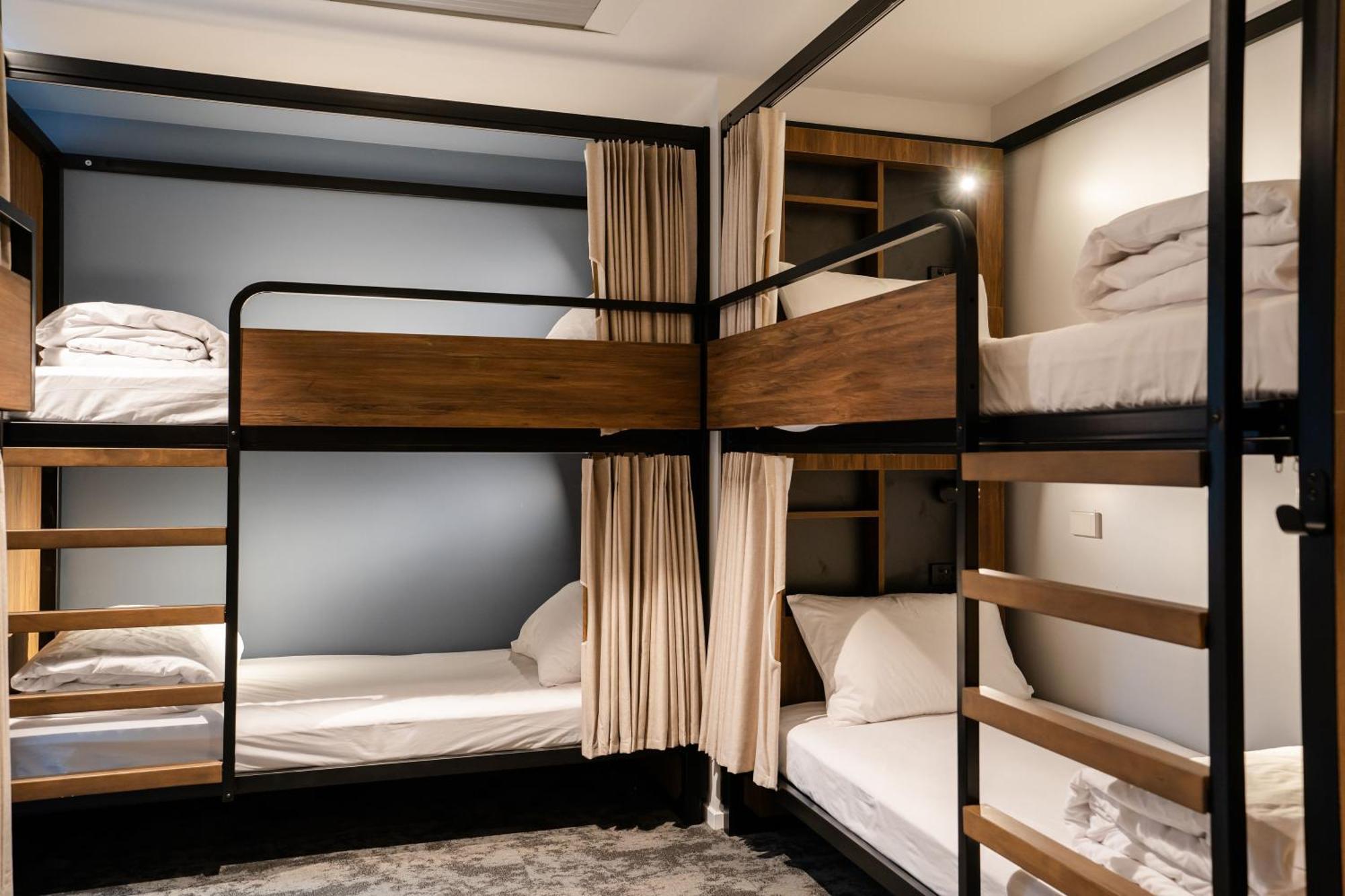 Haka House Christchurch Eksteriør bilde A capsule hotel in Tokyo
