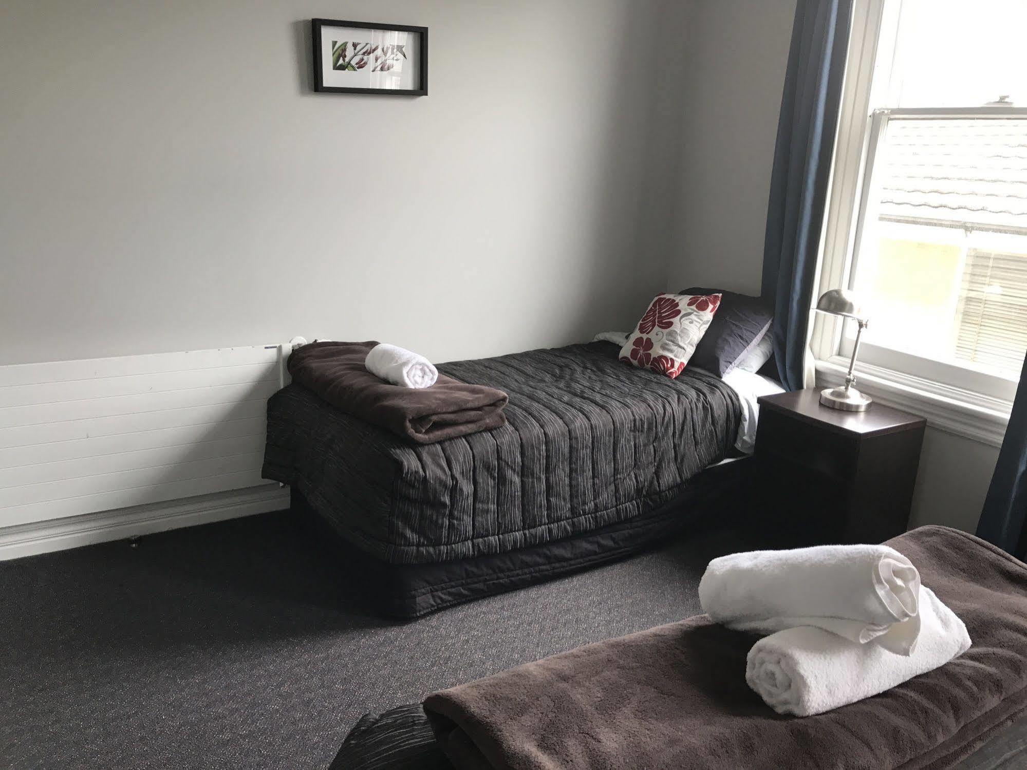 Haka House Christchurch Eksteriør bilde A single room at the hotel